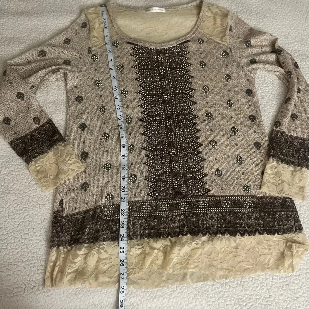 Chic Beige Patterned Long Sleeve Women's Top - Picture 9 of 9